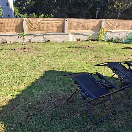 Bajo Independiente De Casa En *