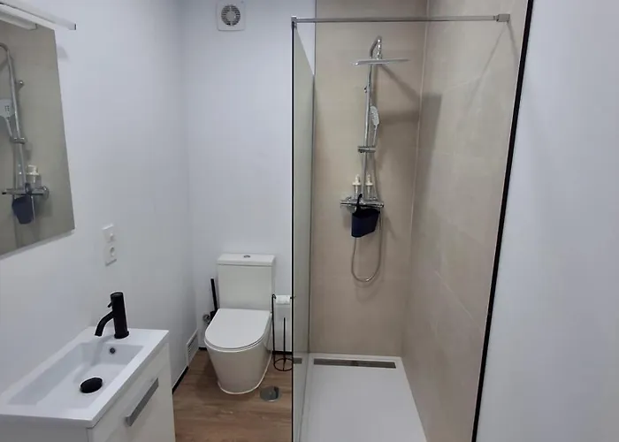 Bajo Independiente De Casa En