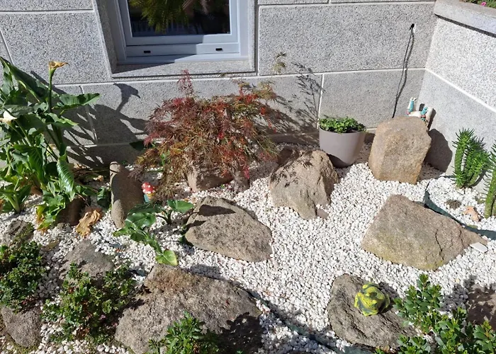 Bajo Independiente De Casa En *