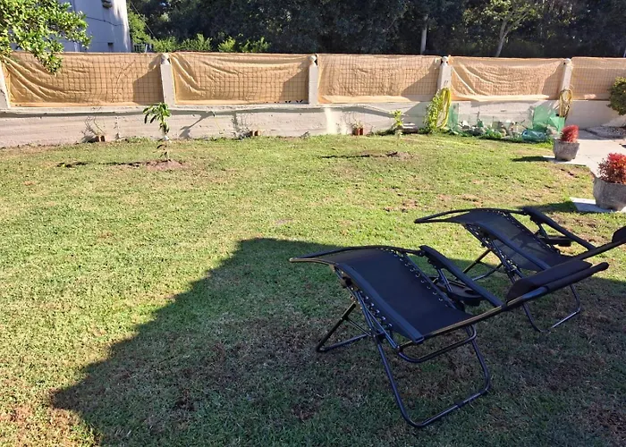 Bajo Independiente De Casa En *